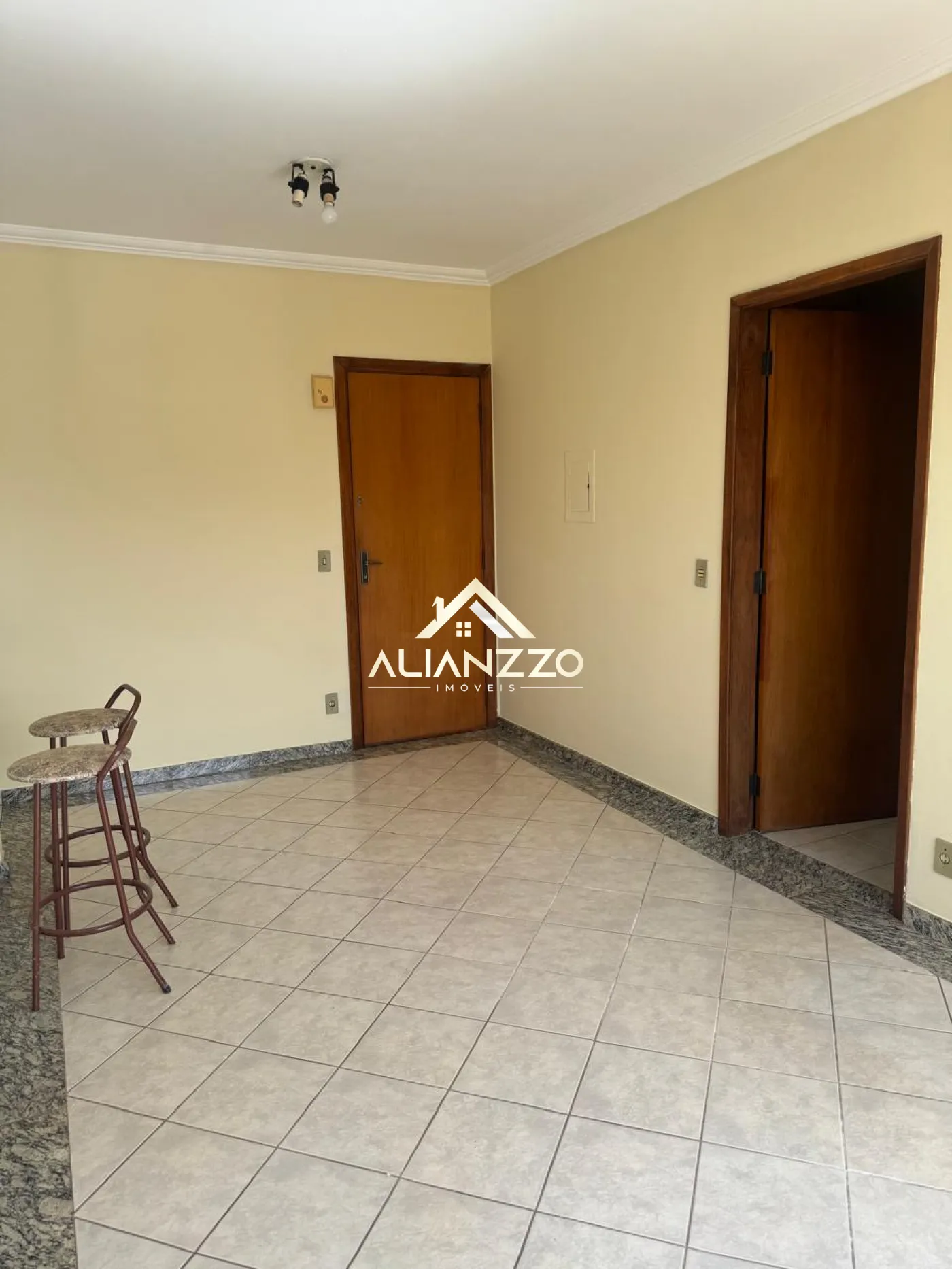 Alugar Apartamento / Padr&atilde;o em Ribeir&atilde;o Preto R$ 1.400,00 - Foto 3
