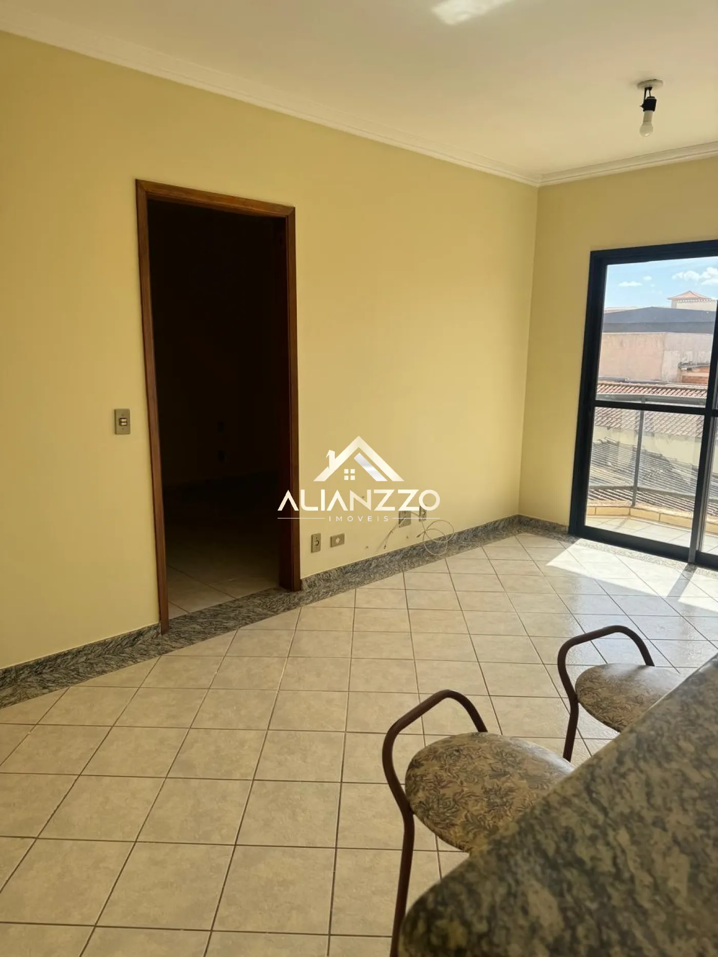 Alugar Apartamento / Padr&atilde;o em Ribeir&atilde;o Preto R$ 1.400,00 - Foto 3