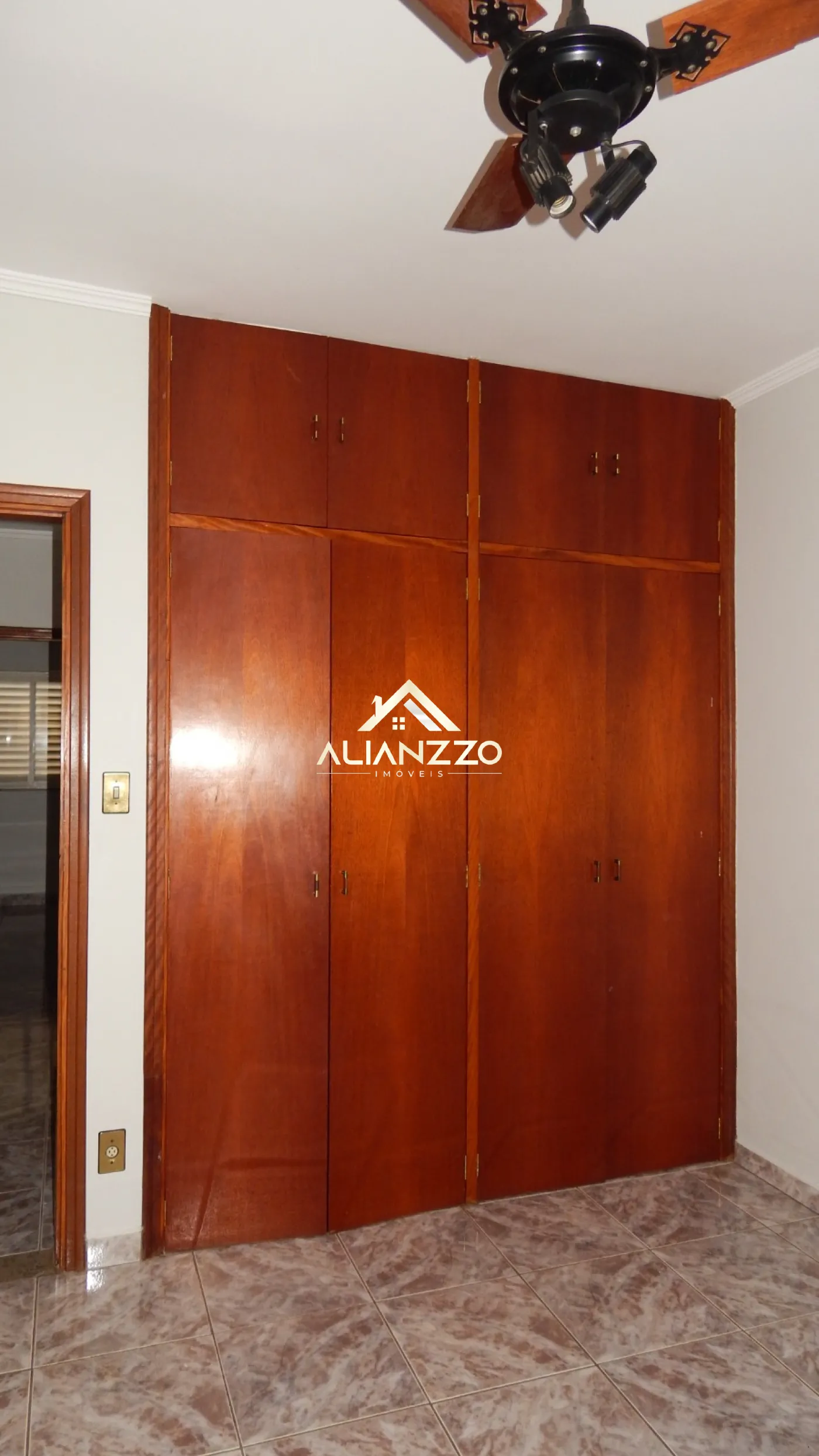 Comprar Apartamento / Padr&atilde;o em Ribeir&atilde;o Preto R$ 350.000,00 - Foto 14