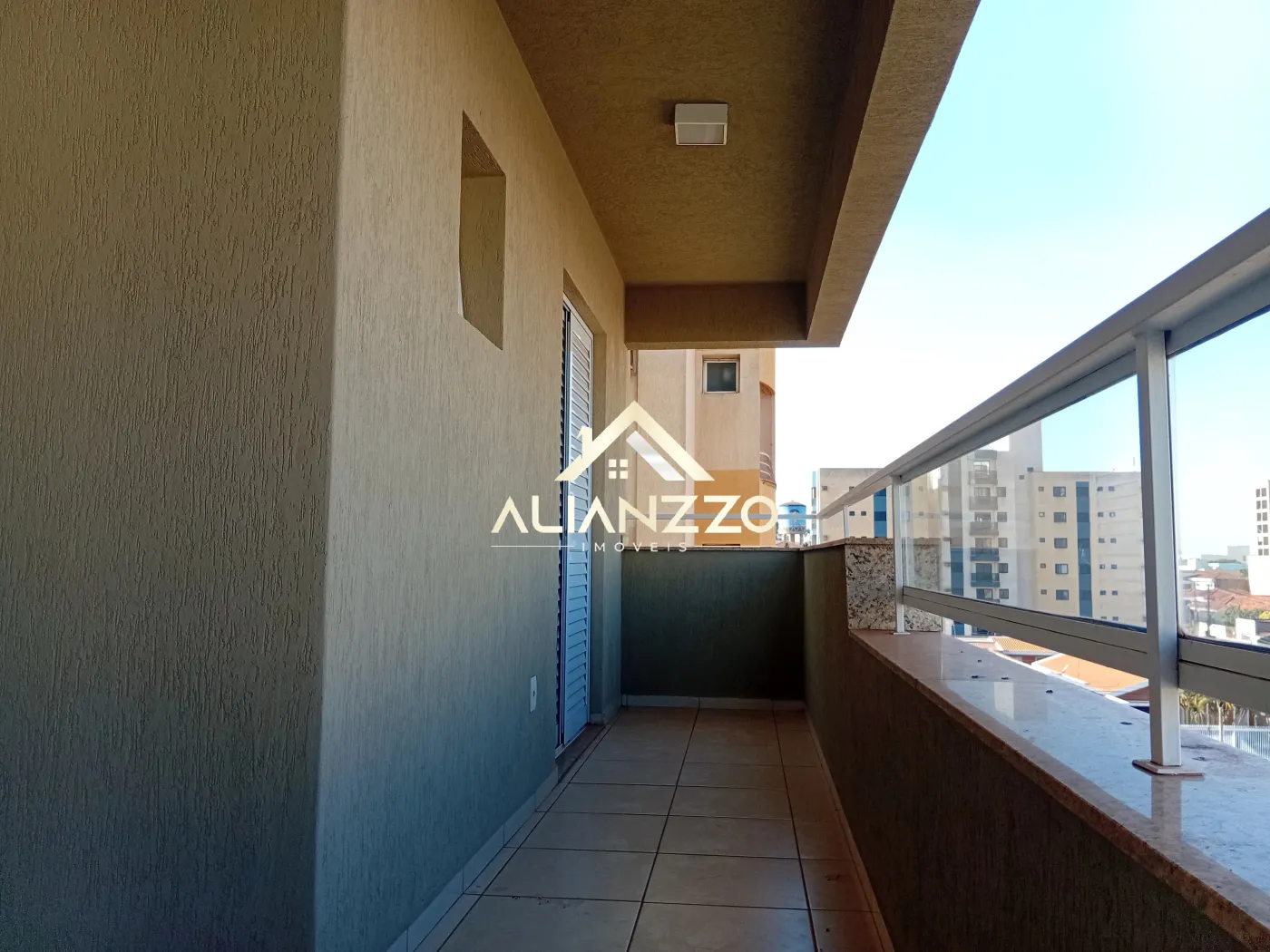 Alugar Apartamento / Padr&atilde;o em Ribeir&atilde;o Preto R$ 2.500,00 - Foto 3