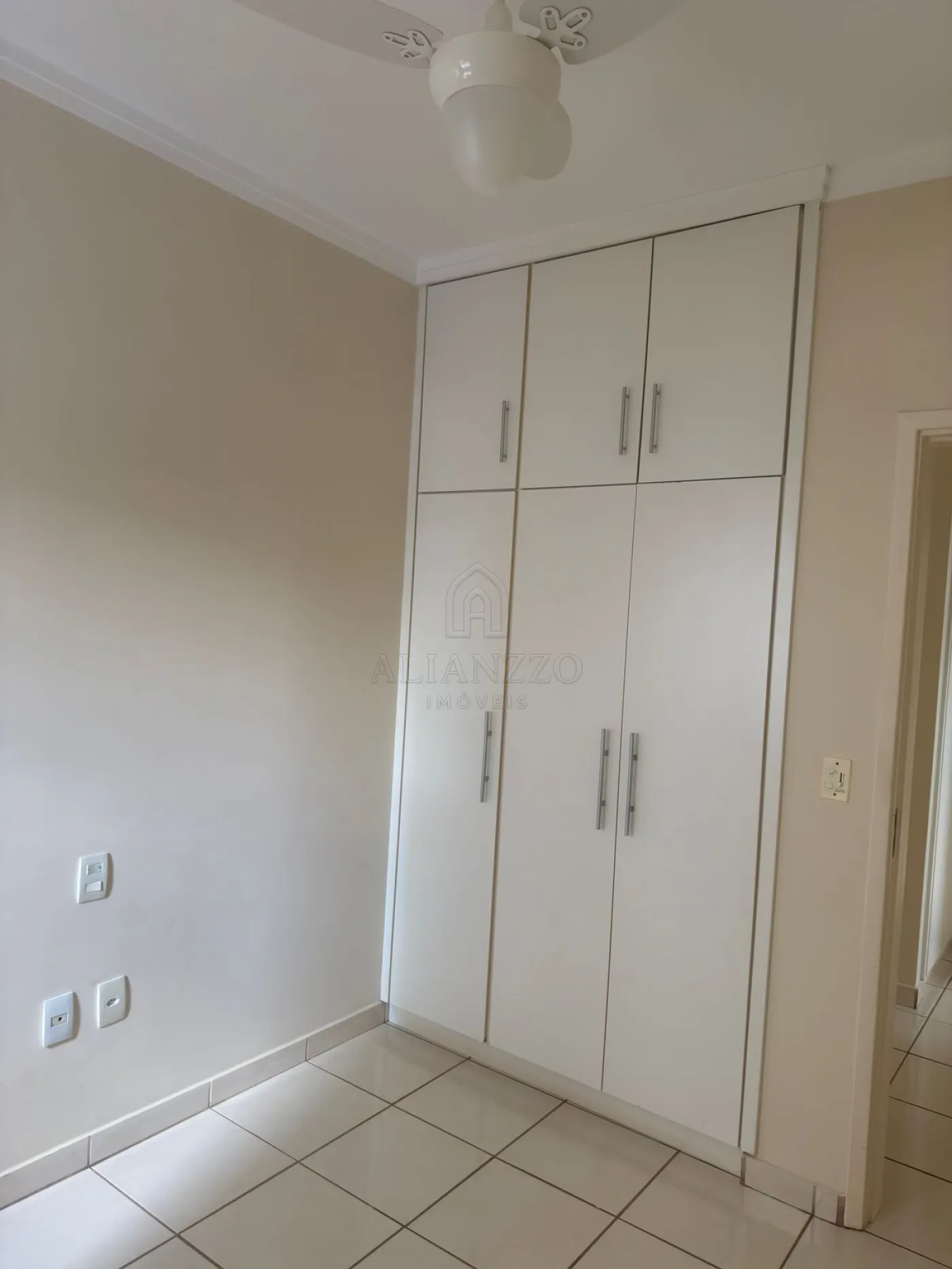 Alugar Apartamento / Padr&atilde;o em Ribeir&atilde;o Preto R$ 2.700,00 - Foto 9