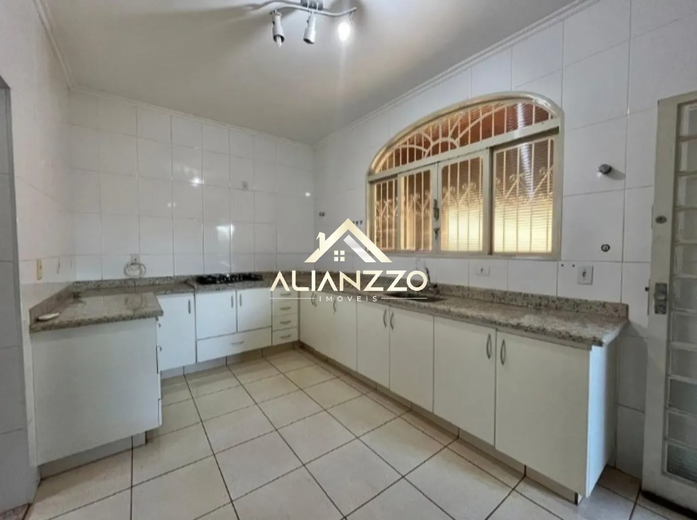 Comprar Casa / Padr&atilde;o em Ribeir&atilde;o Preto R$ 565.000,00 - Foto 6