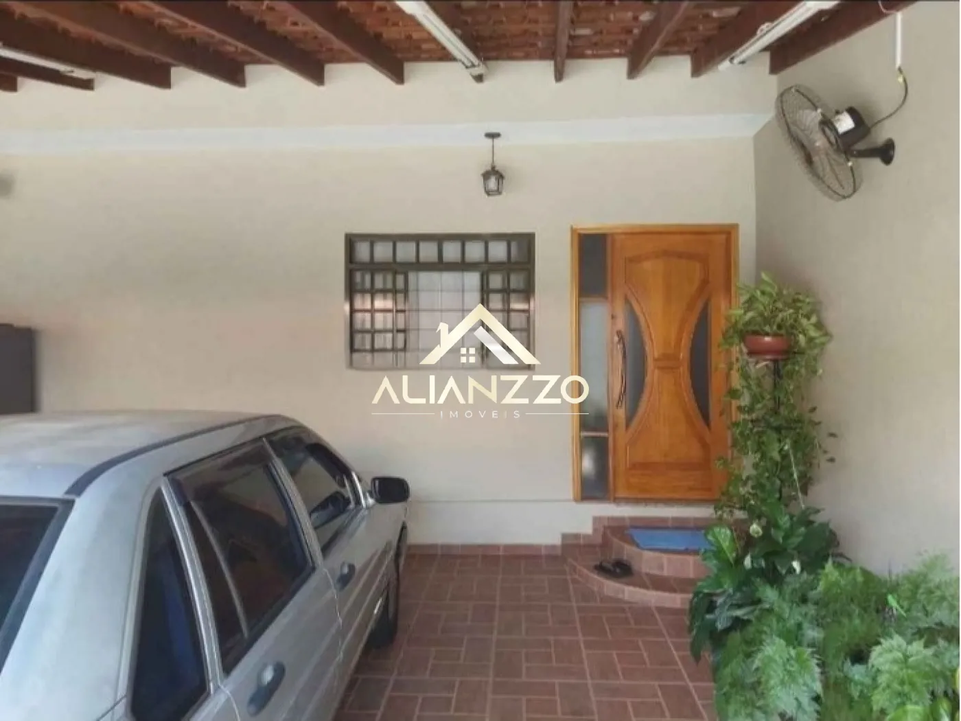 Comprar Casa / Padr&atilde;o em Ribeir&atilde;o Preto R$ 555.000,00 - Foto 2