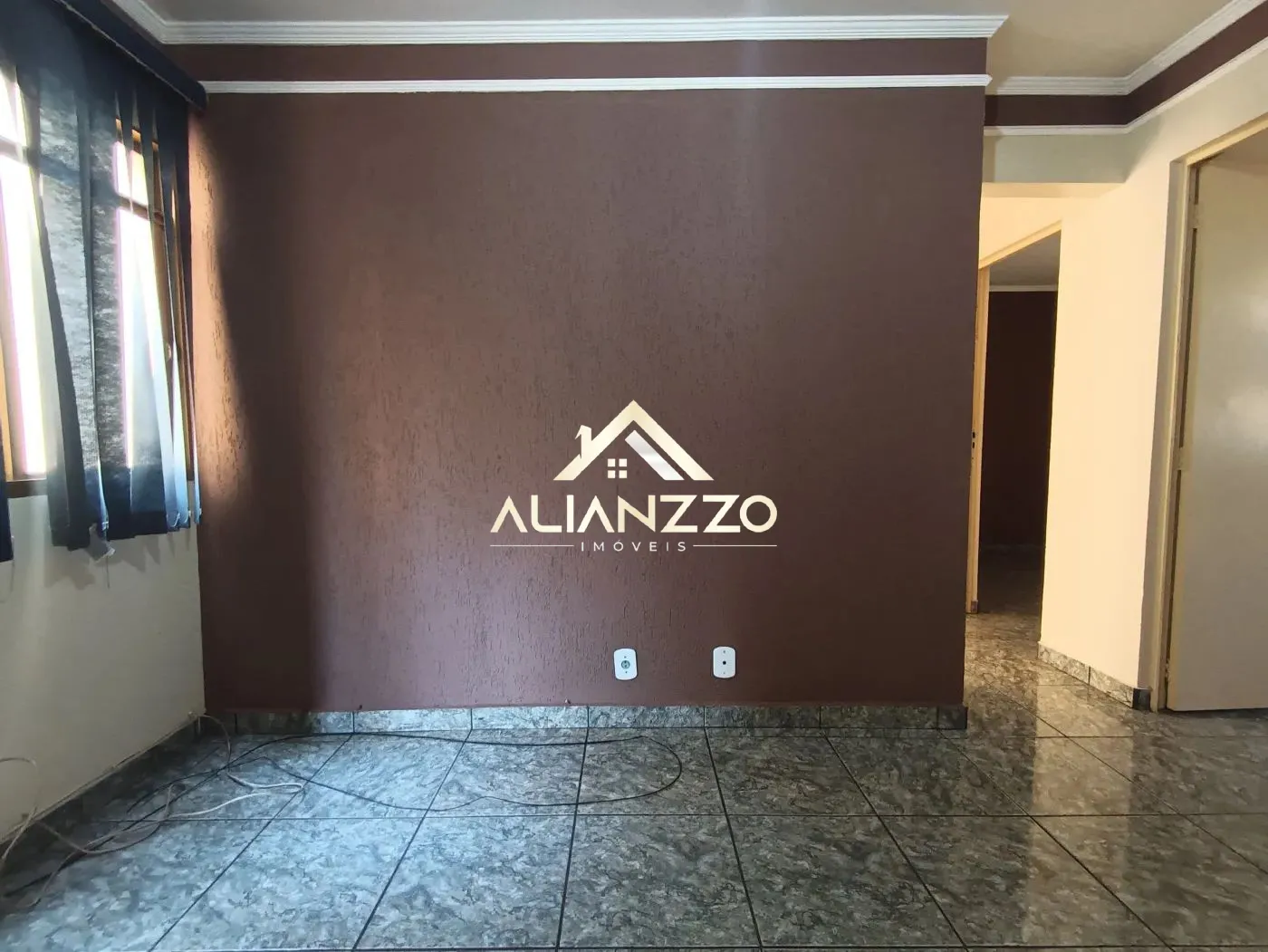 Alugar Apartamento / Padr&atilde;o em Ribeir&atilde;o Preto R$ 1.000,00 - Foto 1