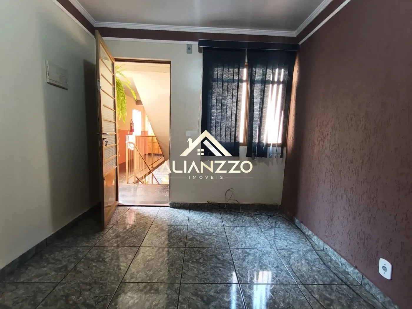Alugar Apartamento / Padr&atilde;o em Ribeir&atilde;o Preto R$ 1.000,00 - Foto 4