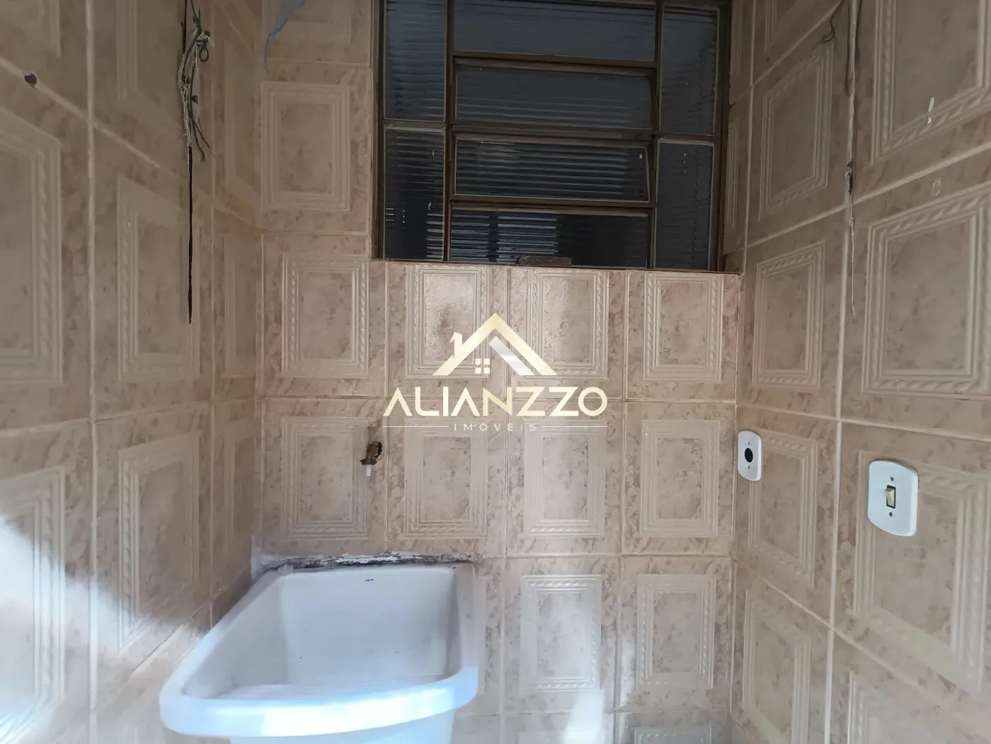 Alugar Apartamento / Padr&atilde;o em Ribeir&atilde;o Preto R$ 1.000,00 - Foto 17