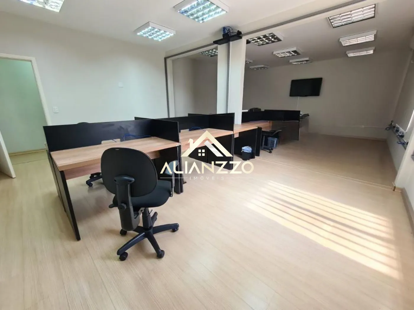 Alugar Comercial padr&atilde;o / Ponto Comercial em Ribeir&atilde;o Preto R$ 4.000,00 - Foto 4