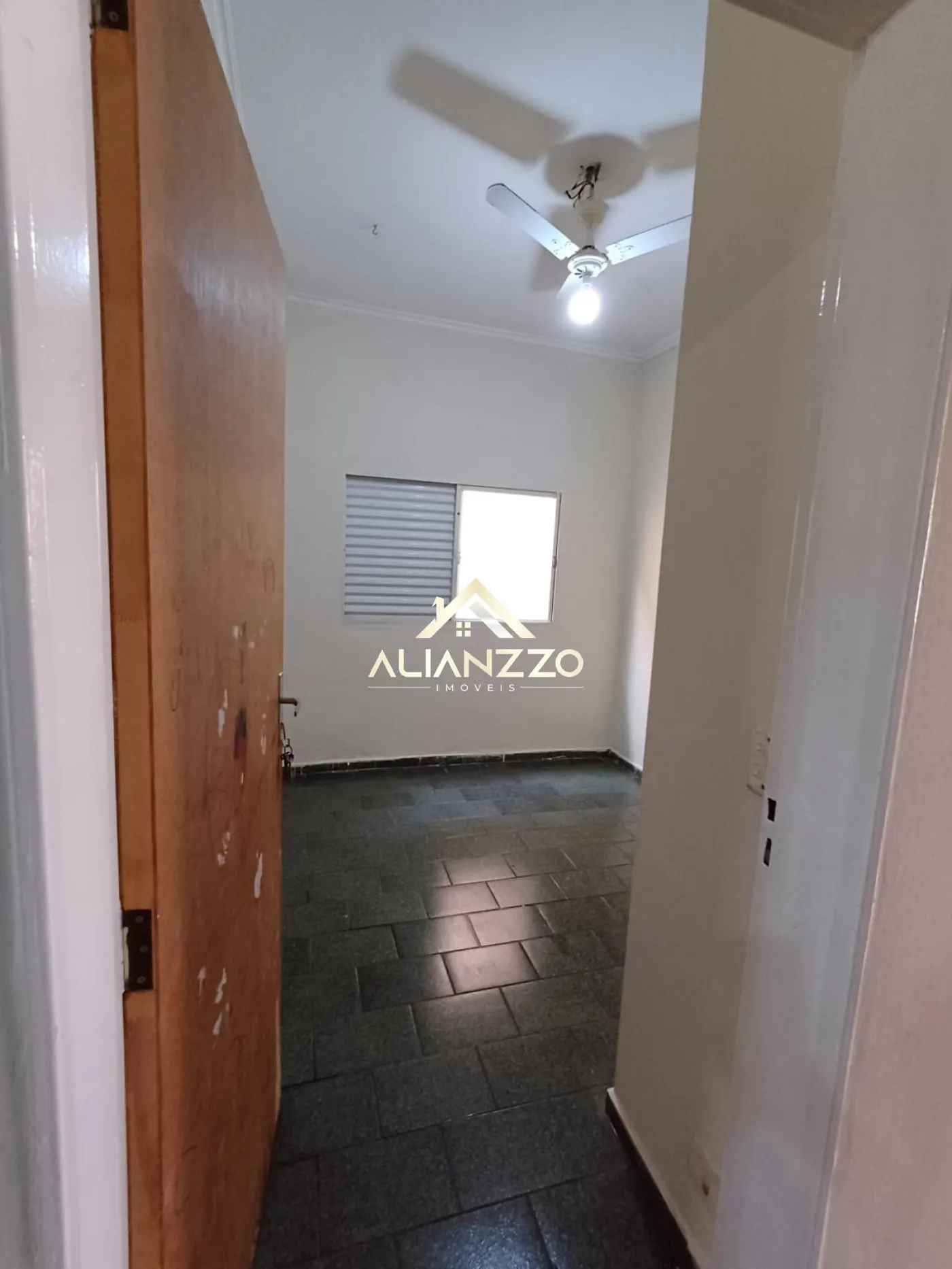 Comprar Casa / Padr&atilde;o em Ribeir&atilde;o Preto R$ 500.000,00 - Foto 14