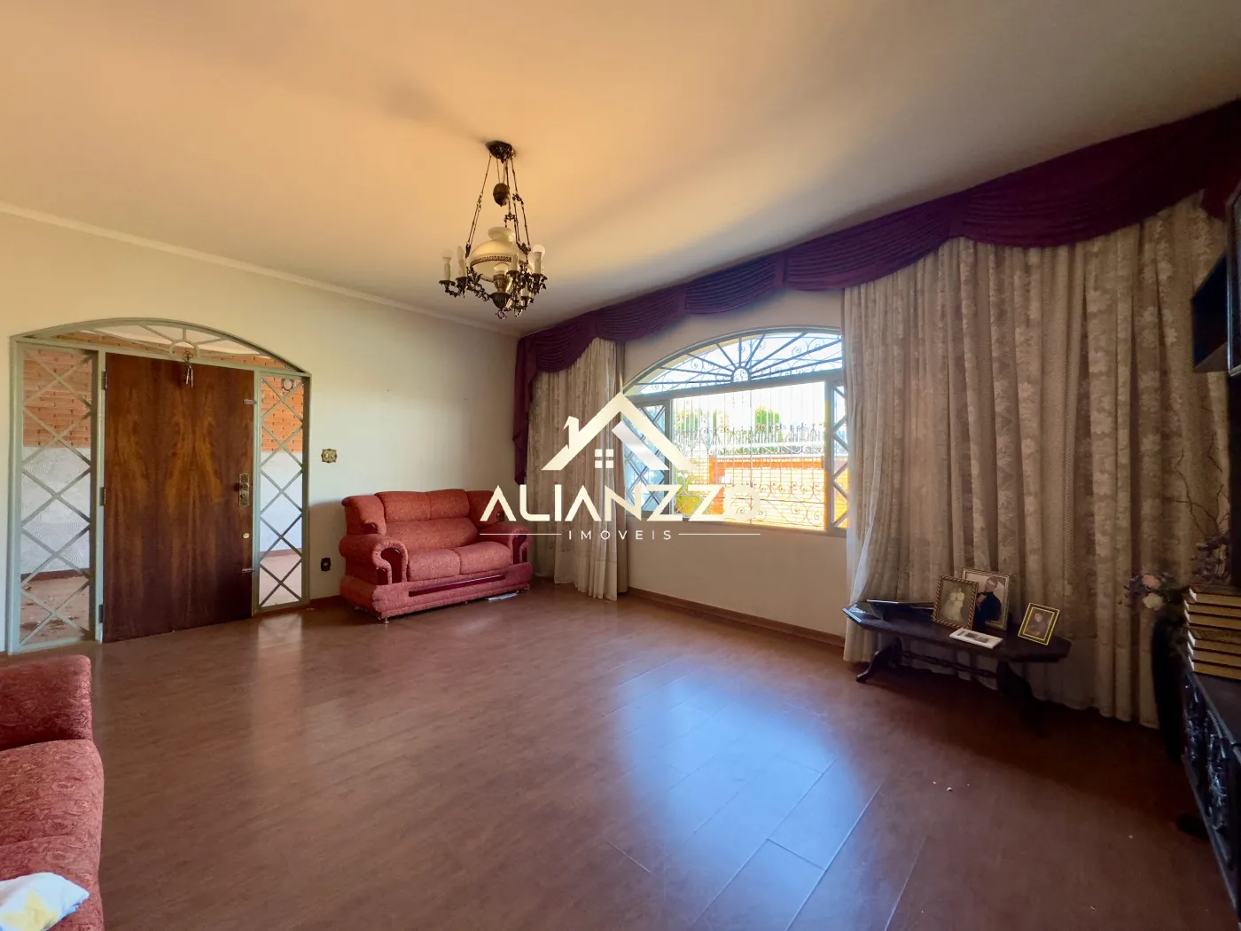 Comprar Casa / Padr&atilde;o em Ribeir&atilde;o Preto R$ 600.000,00 - Foto 4