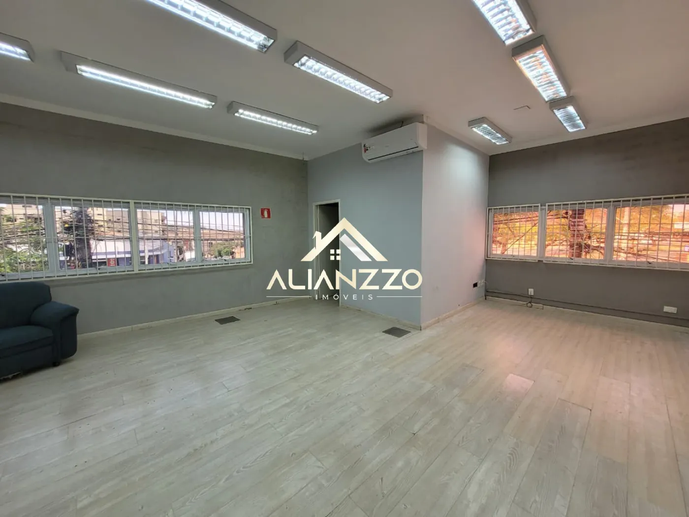 Alugar Comercial padr&atilde;o / Sal&atilde;o Comercial em Ribeir&atilde;o Preto R$ 1.400,00 - Foto 1