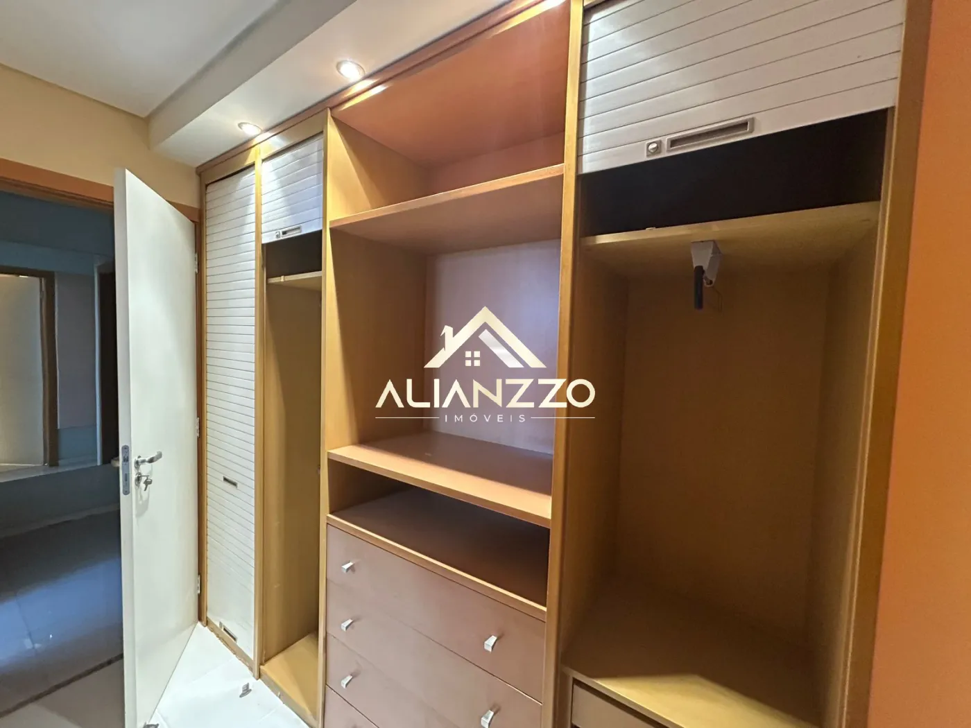 Alugar Apartamento / Padr&atilde;o em Ribeir&atilde;o Preto R$ 3.850,00 - Foto 12