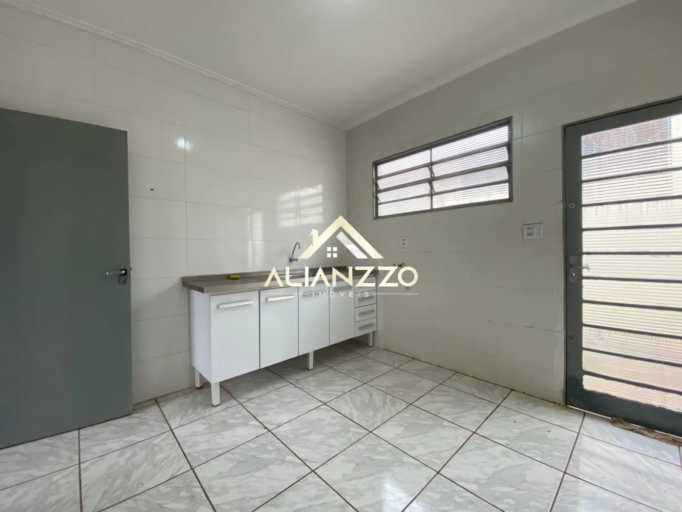 Alugar Casa / Padr&atilde;o em Ribeir&atilde;o Preto R$ 2.100,00 - Foto 7