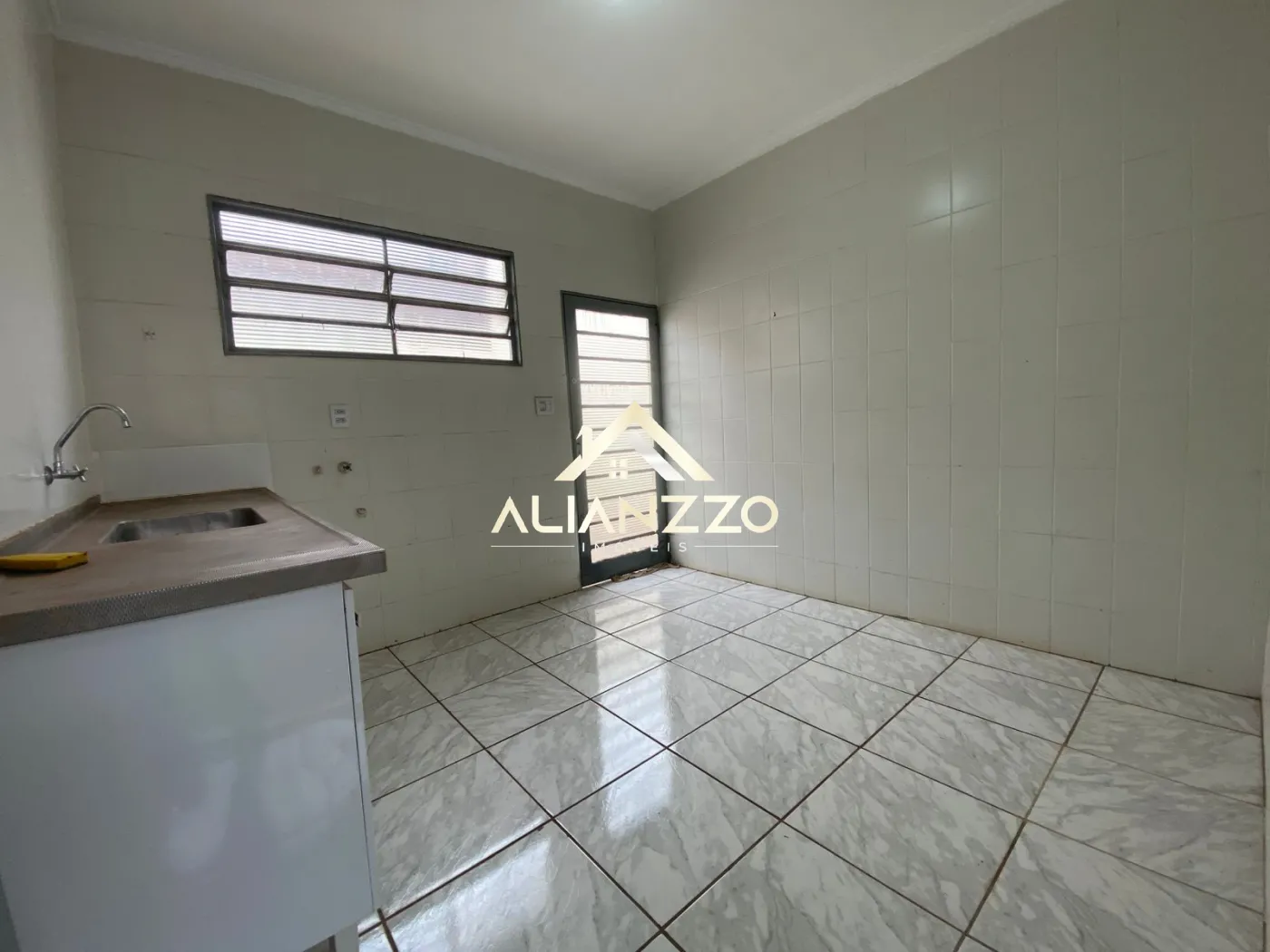 Alugar Casa / Padr&atilde;o em Ribeir&atilde;o Preto R$ 2.100,00 - Foto 8