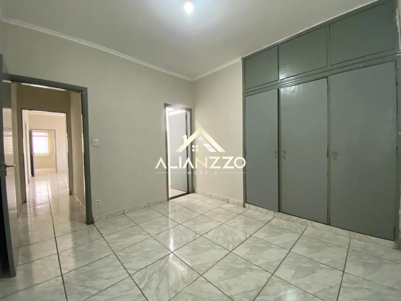 Alugar Casa / Padr&atilde;o em Ribeir&atilde;o Preto R$ 2.100,00 - Foto 16