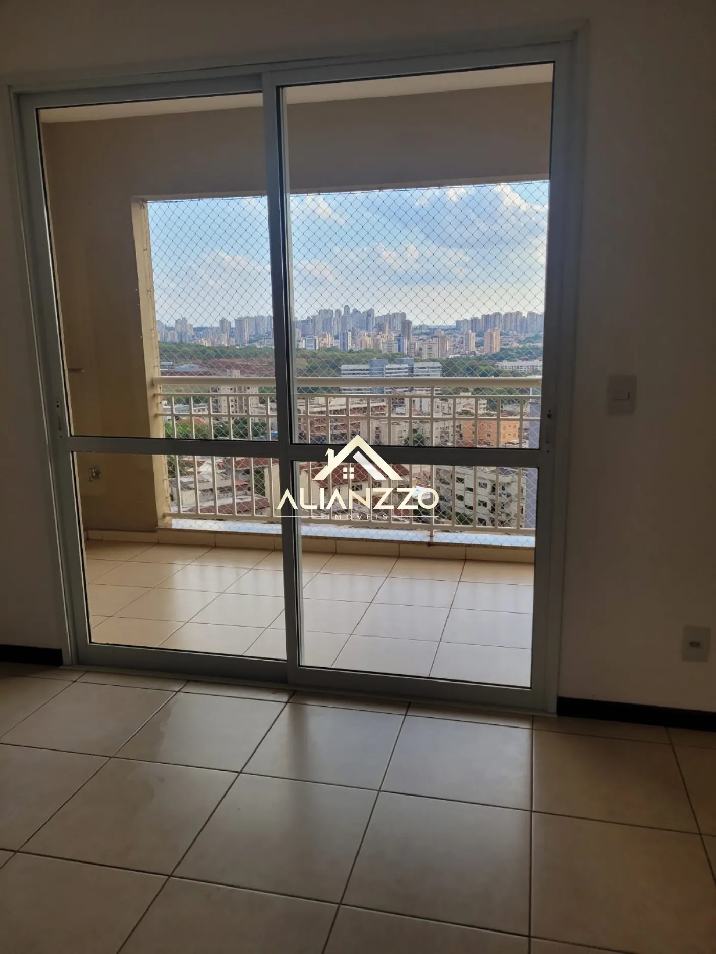 Alugar Apartamento / Padr&atilde;o em Ribeir&atilde;o Preto R$ 3.500,00 - Foto 2