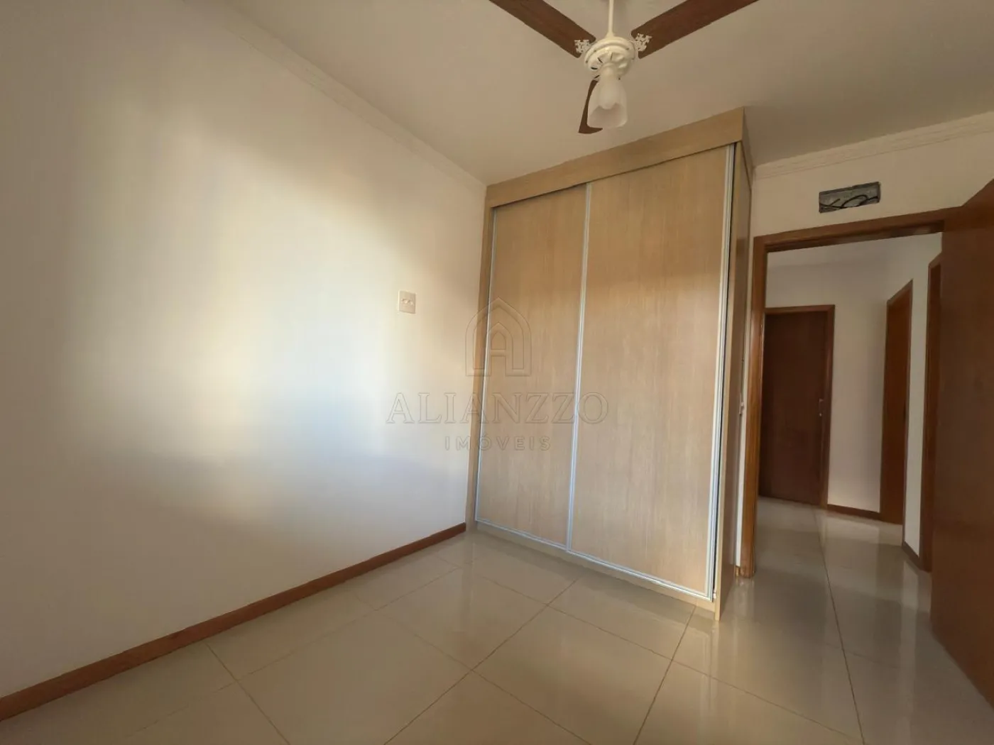 Alugar Apartamento / Padr&atilde;o em Ribeir&atilde;o Preto R$ 3.300,00 - Foto 11