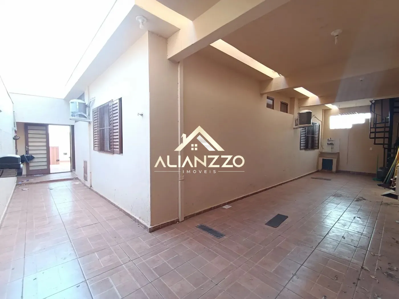 Alugar Casa / Padr&atilde;o em Ribeir&atilde;o Preto R$ 3.300,00 - Foto 27