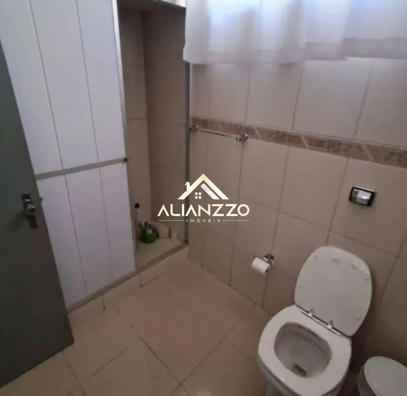 Comprar Casa / Padr&atilde;o em Ribeir&atilde;o Preto R$ 500.000,00 - Foto 5