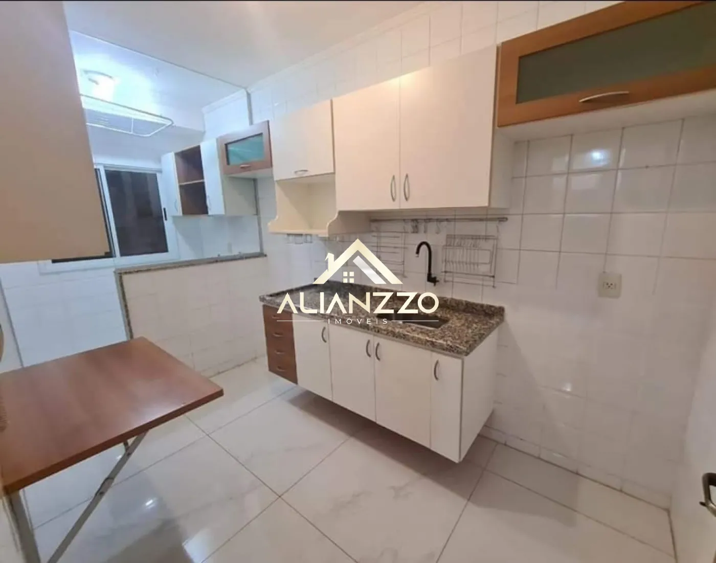 Comprar Apartamento / Padr&atilde;o em Ribeir&atilde;o Preto R$ 320.000,00 - Foto 2