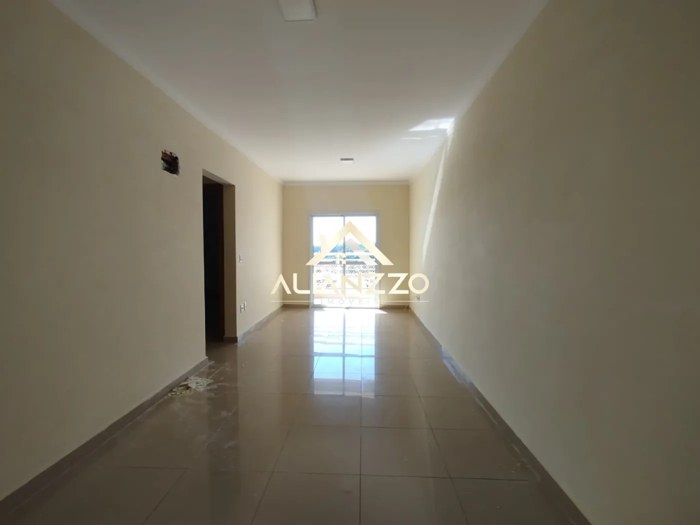 Alugar Apartamento / Padr&atilde;o em Ribeir&atilde;o Preto R$ 2.500,00 - Foto 3