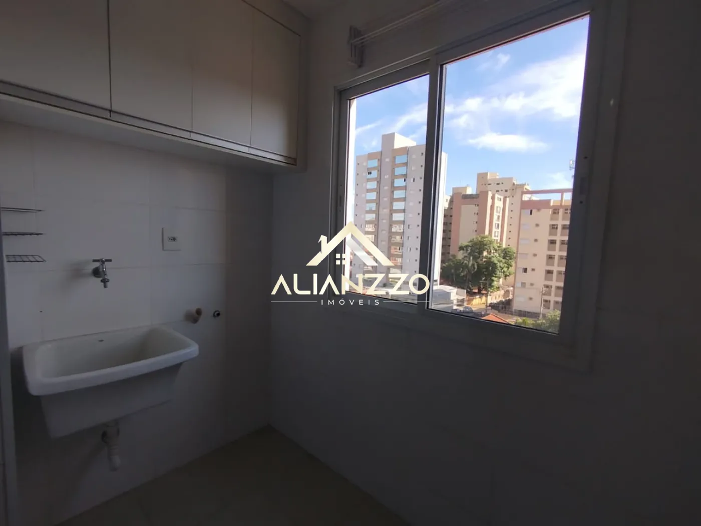Alugar Apartamento / Padr&atilde;o em Ribeir&atilde;o Preto R$ 2.500,00 - Foto 7