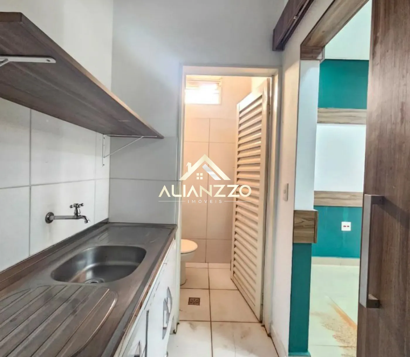 Alugar Comercial padr&atilde;o / Sal&atilde;o Comercial em Ribeir&atilde;o Preto R$ 2.000,00 - Foto 3