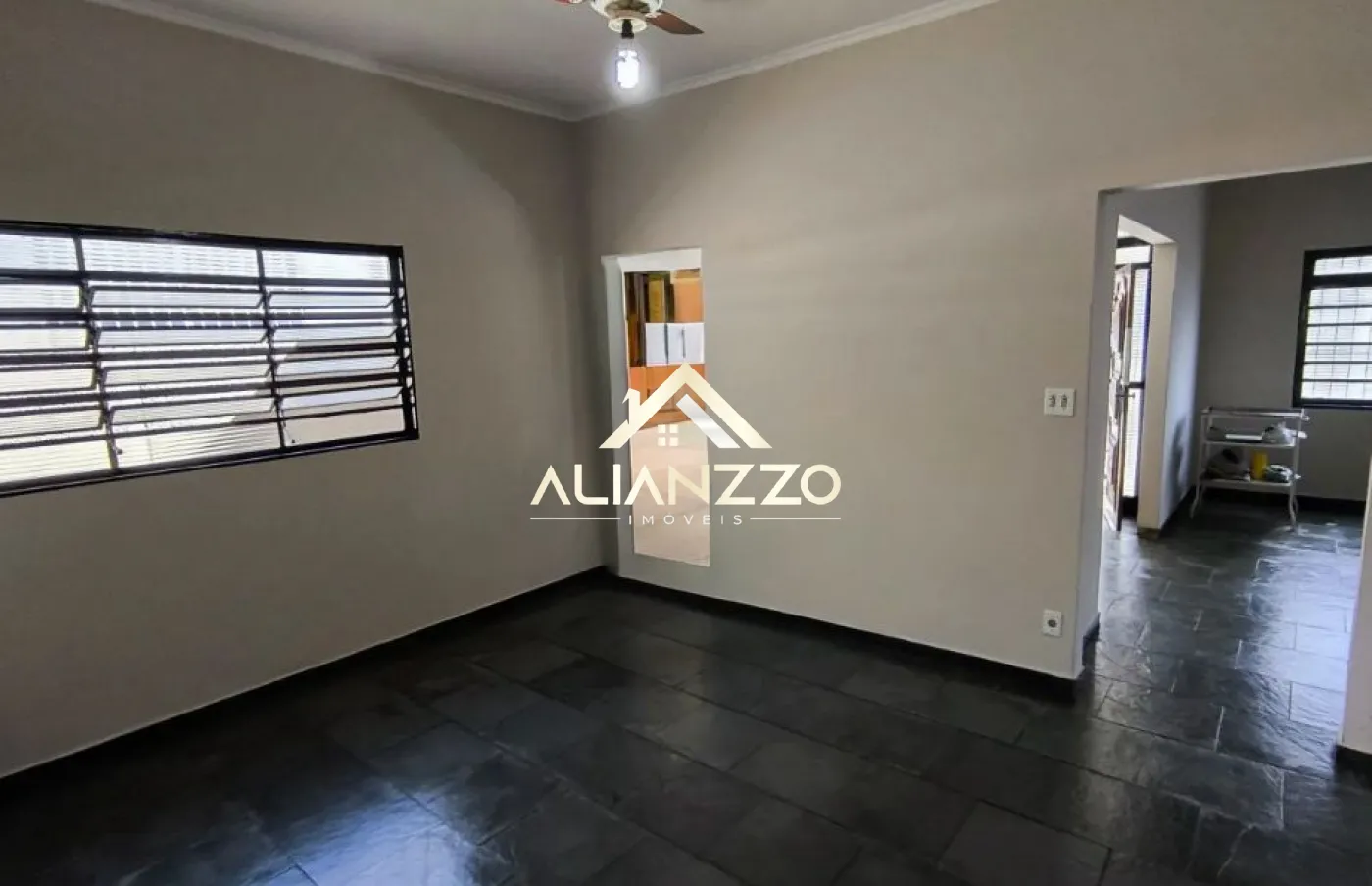 Alugar Comercial padr&atilde;o / Casa Comercial em Ribeir&atilde;o Preto R$ 5.000,00 - Foto 3