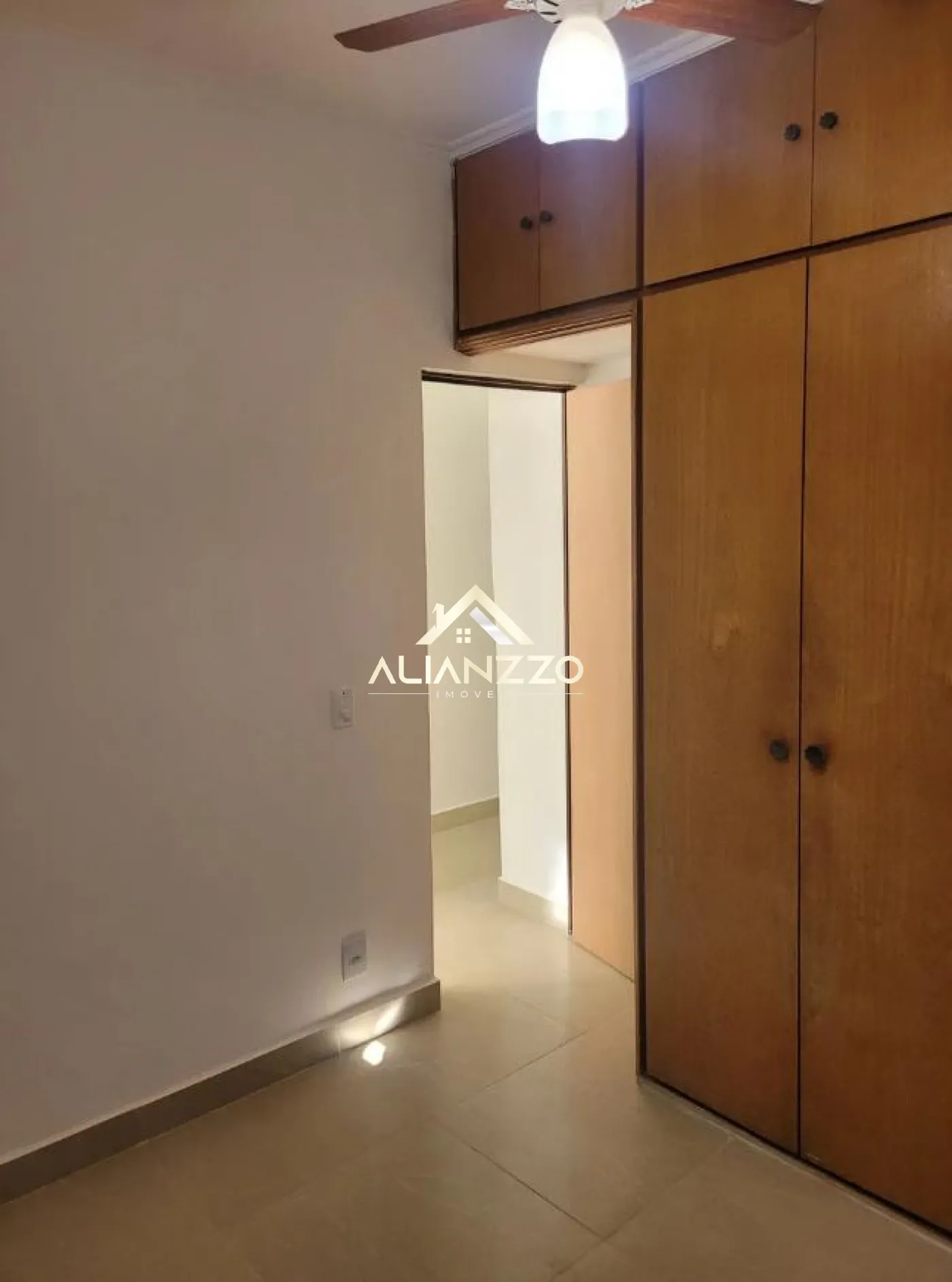 Alugar Apartamento / Padr&atilde;o em Ribeir&atilde;o Preto R$ 1.800,00 - Foto 6