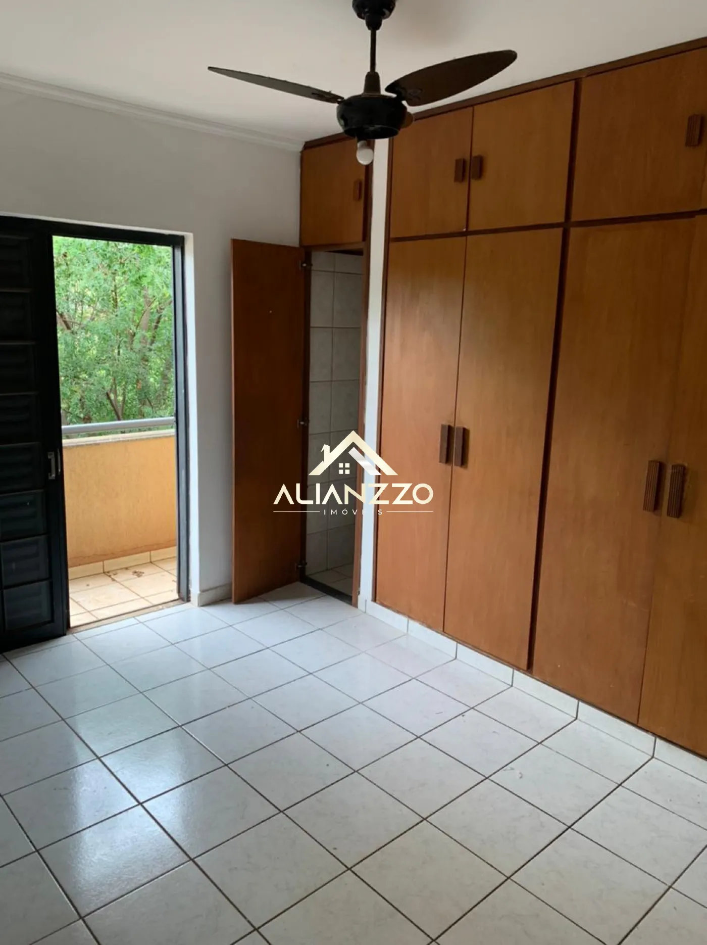 Alugar Apartamento / Padr&atilde;o em Ribeir&atilde;o Preto R$ 1.200,00 - Foto 3