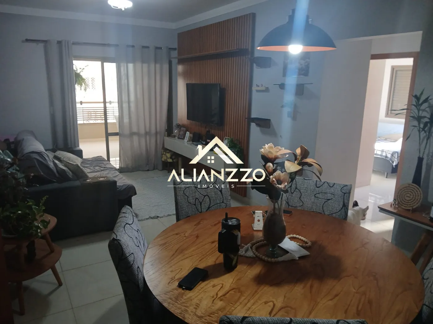 Comprar Apartamento / Padr&atilde;o em Ribeir&atilde;o Preto R$ 735.000,00 - Foto 2