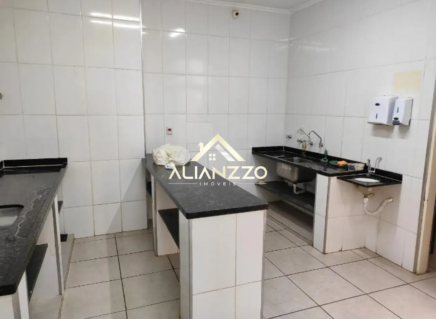 Comprar Comercial padr&atilde;o / Sal&atilde;o Comercial em Ribeir&atilde;o Preto R$ 700.000,00 - Foto 3