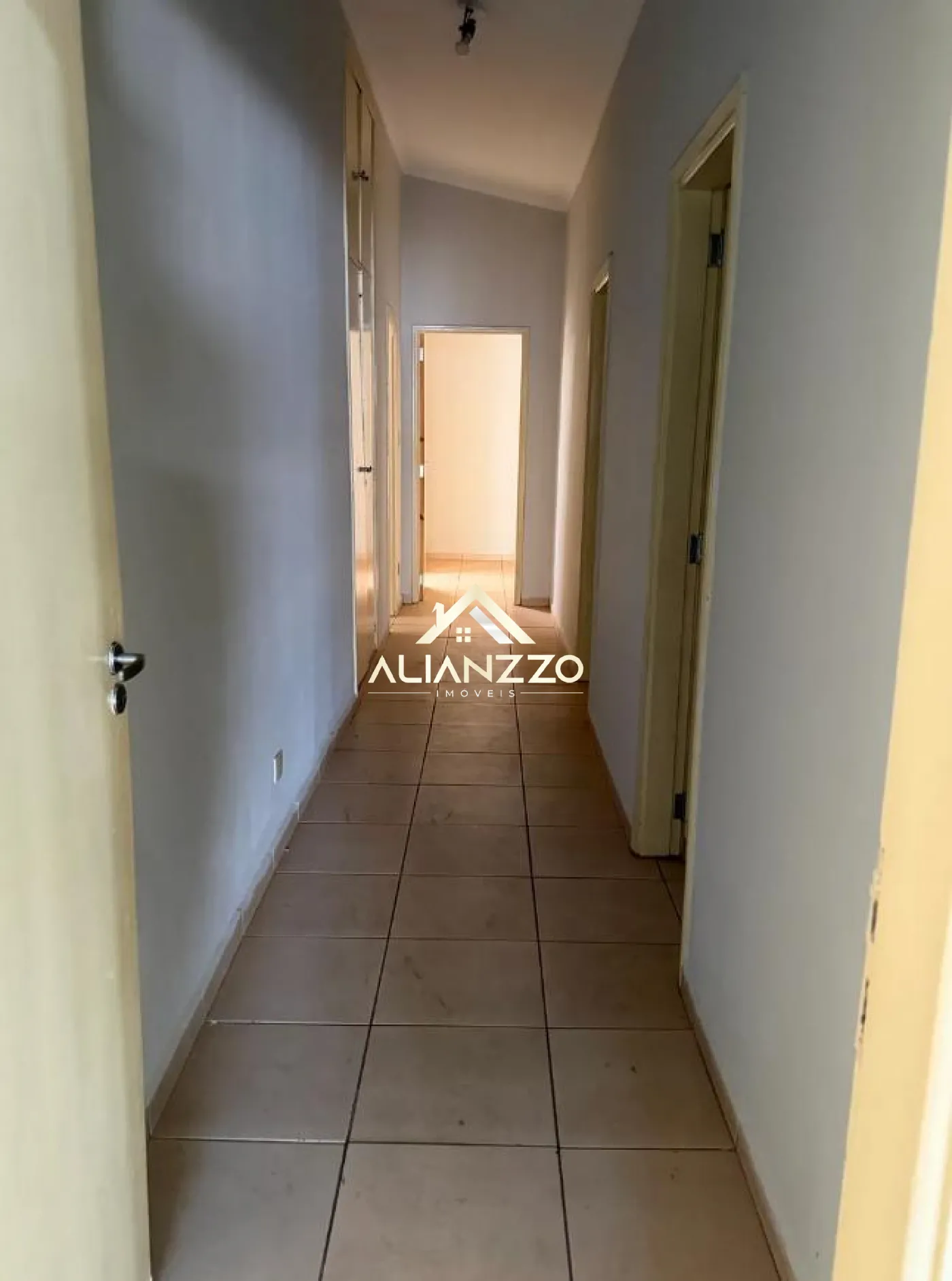 Comprar Comercial padr&atilde;o / Casa Comercial em Ribeir&atilde;o Preto R$ 550.000,00 - Foto 2