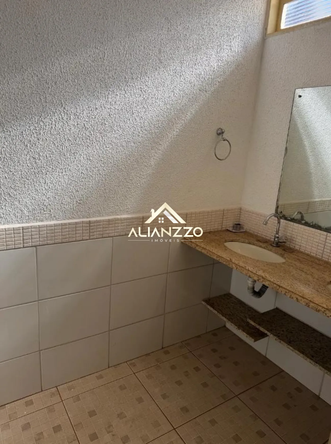 Comprar Comercial padr&atilde;o / Casa Comercial em Ribeir&atilde;o Preto R$ 550.000,00 - Foto 4