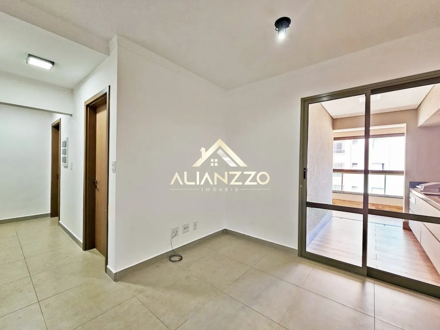 Alugar Apartamento / Padr&atilde;o em Ribeir&atilde;o Preto R$ 4.000,00 - Foto 2
