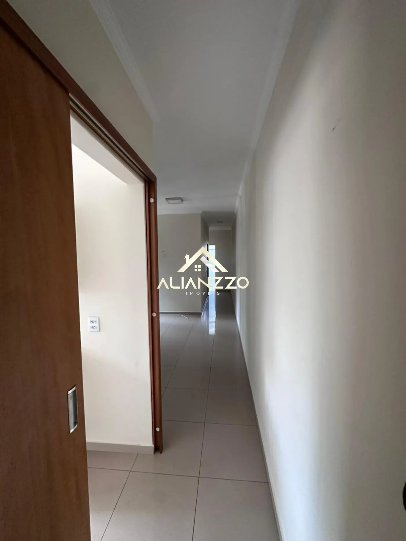 Alugar Apartamento / Padr&atilde;o em Ribeir&atilde;o Preto R$ 1.600,00 - Foto 1