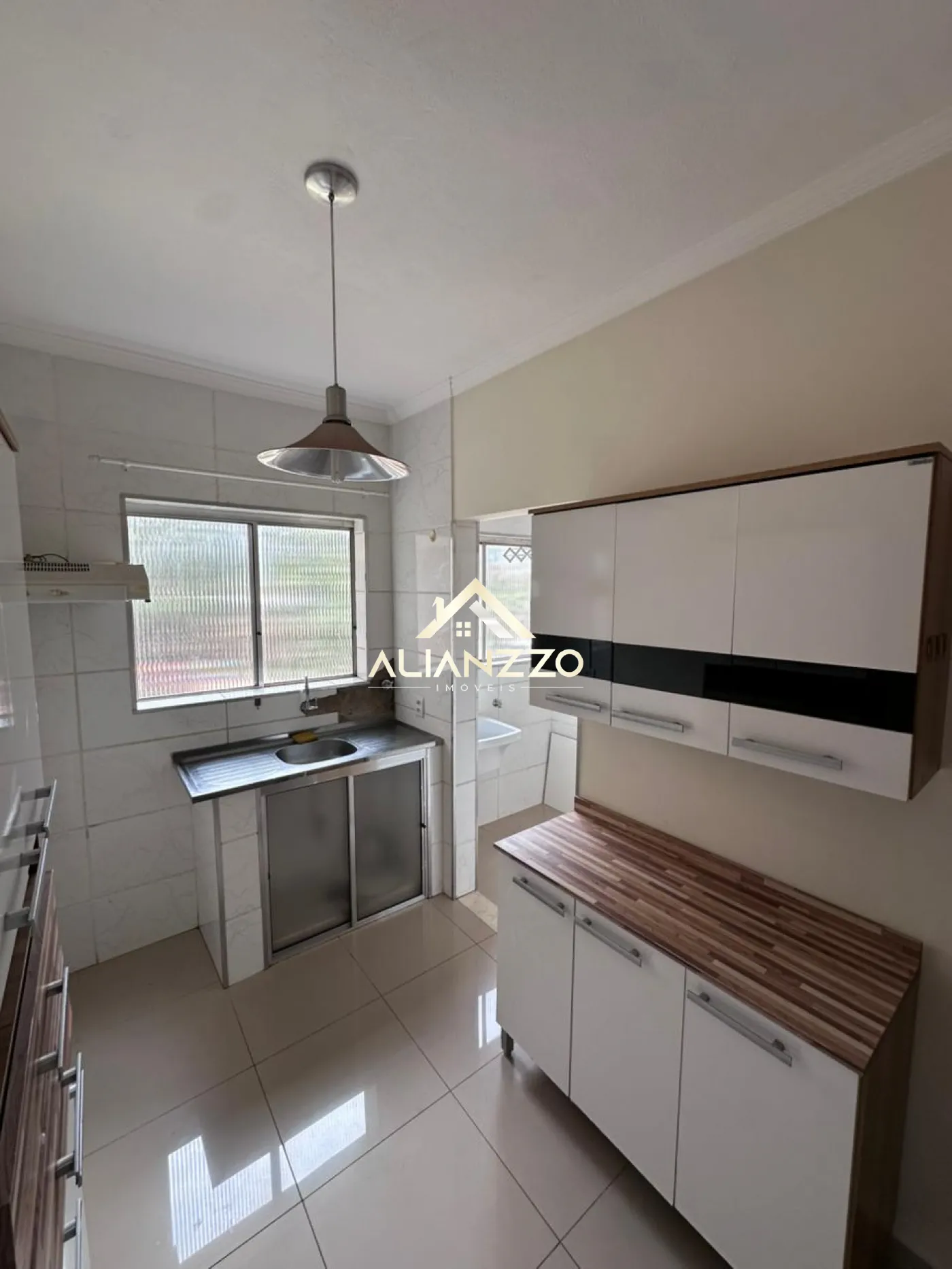 Alugar Apartamento / Padr&atilde;o em Ribeir&atilde;o Preto R$ 1.600,00 - Foto 4