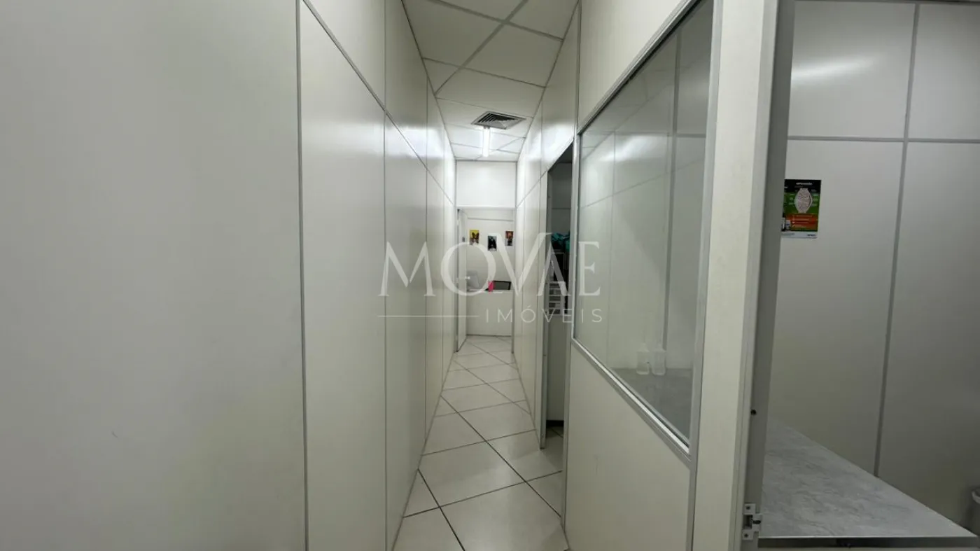 Alugar Comercial / Ponto Comercial em S&atilde;o Jos&eacute; dos Campos R$ 15.000,00 - Foto 12