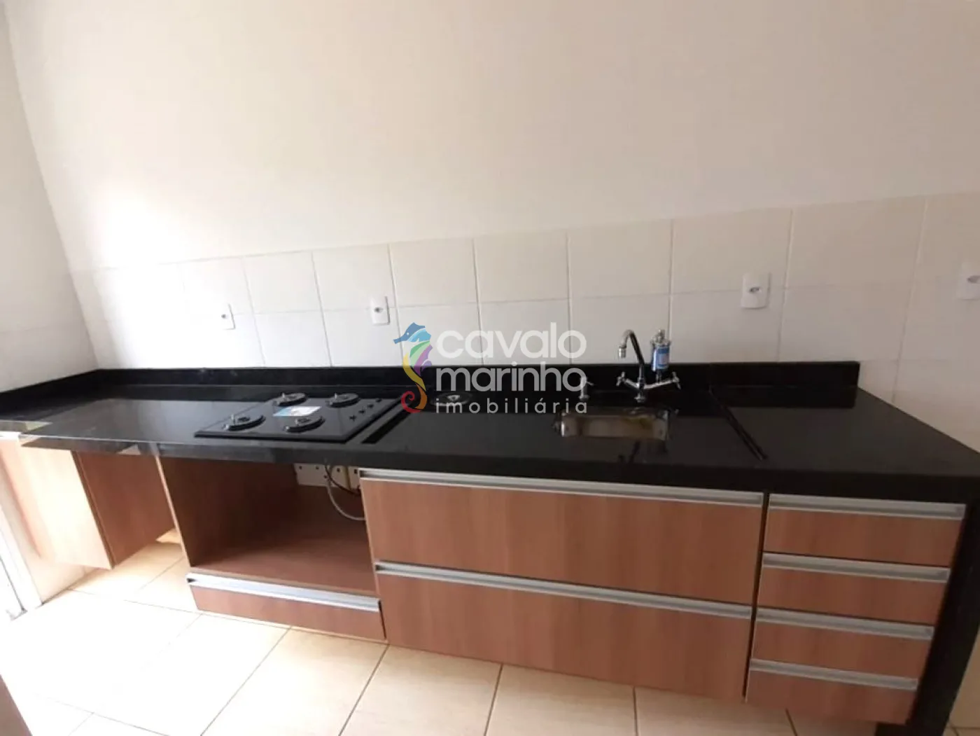 Alugar Apartamento / Padr&atilde;o em Ribeir&atilde;o Preto R$ 1.200,00 - Foto 2