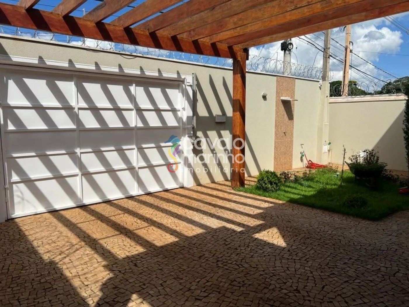 Comprar Casa / Casa em Ribeir&atilde;o Preto R$ 750.000,00 - Foto 1
