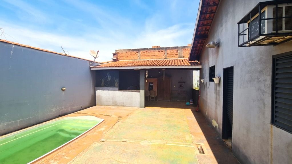 Comprar Casa / Casa em Ribeir&atilde;o Preto R$ 405.000,00 - Foto 1