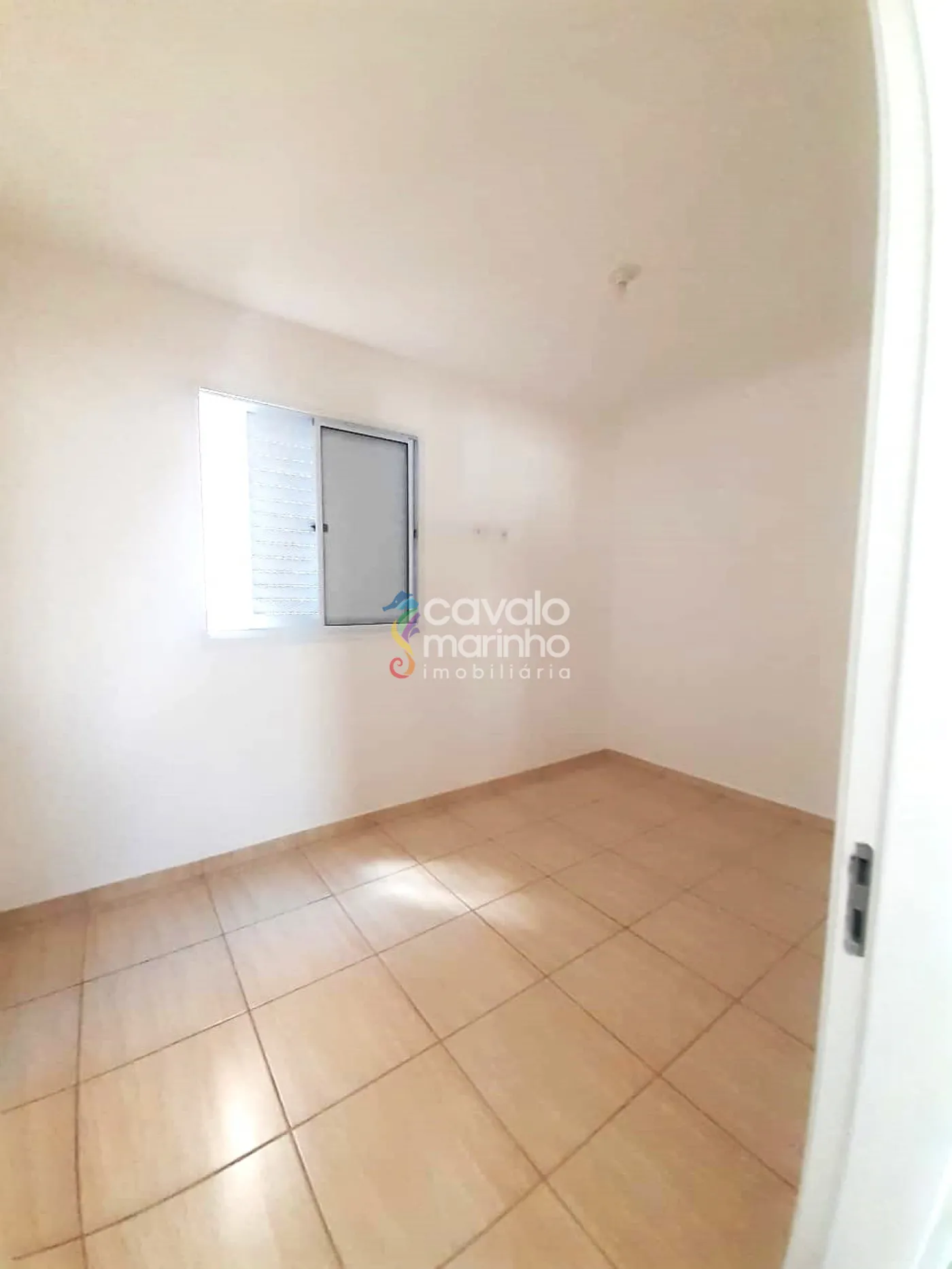Comprar Apartamento / Padr&atilde;o em Ribeir&atilde;o Preto R$ 240.000,00 - Foto 4