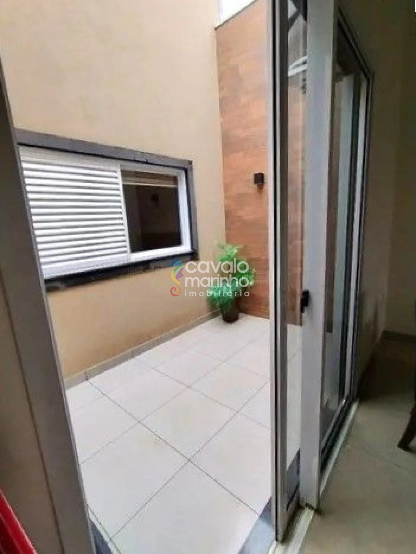 Comprar Casa / Casa em Ribeir&atilde;o Preto R$ 650.000,00 - Foto 4