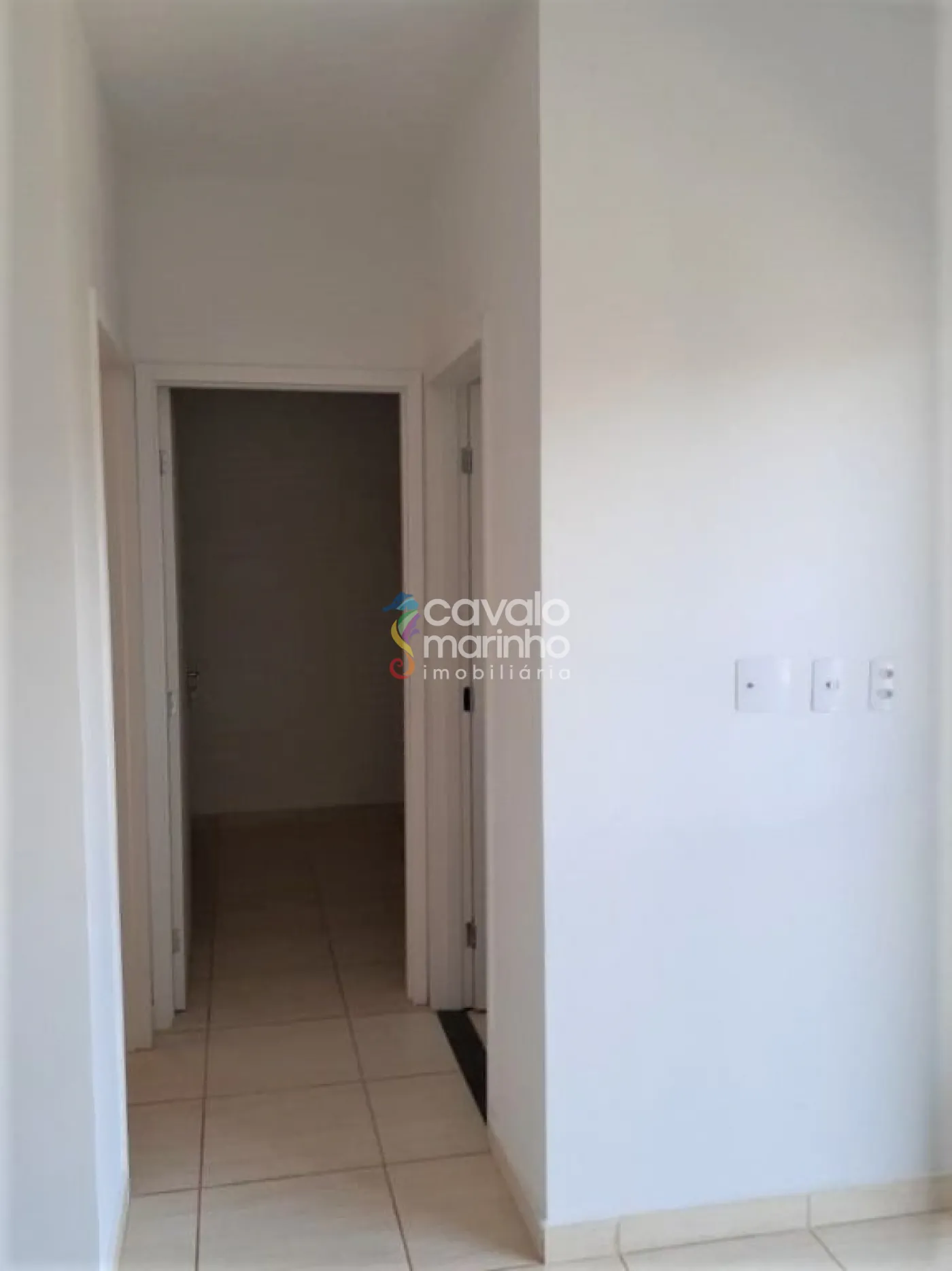 Alugar Apartamento / Padr&atilde;o em Ribeir&atilde;o Preto R$ 1.300,00 - Foto 4