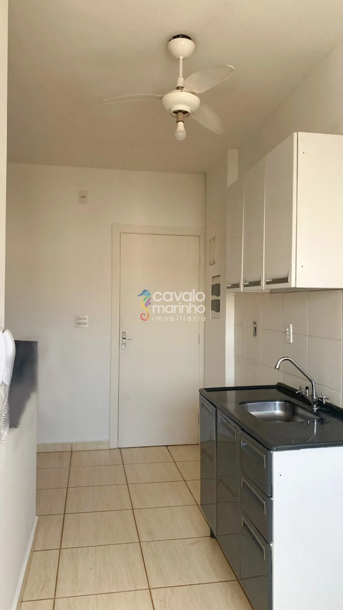Alugar Apartamento / Padr&atilde;o em Ribeir&atilde;o Preto R$ 1.000,00 - Foto 5