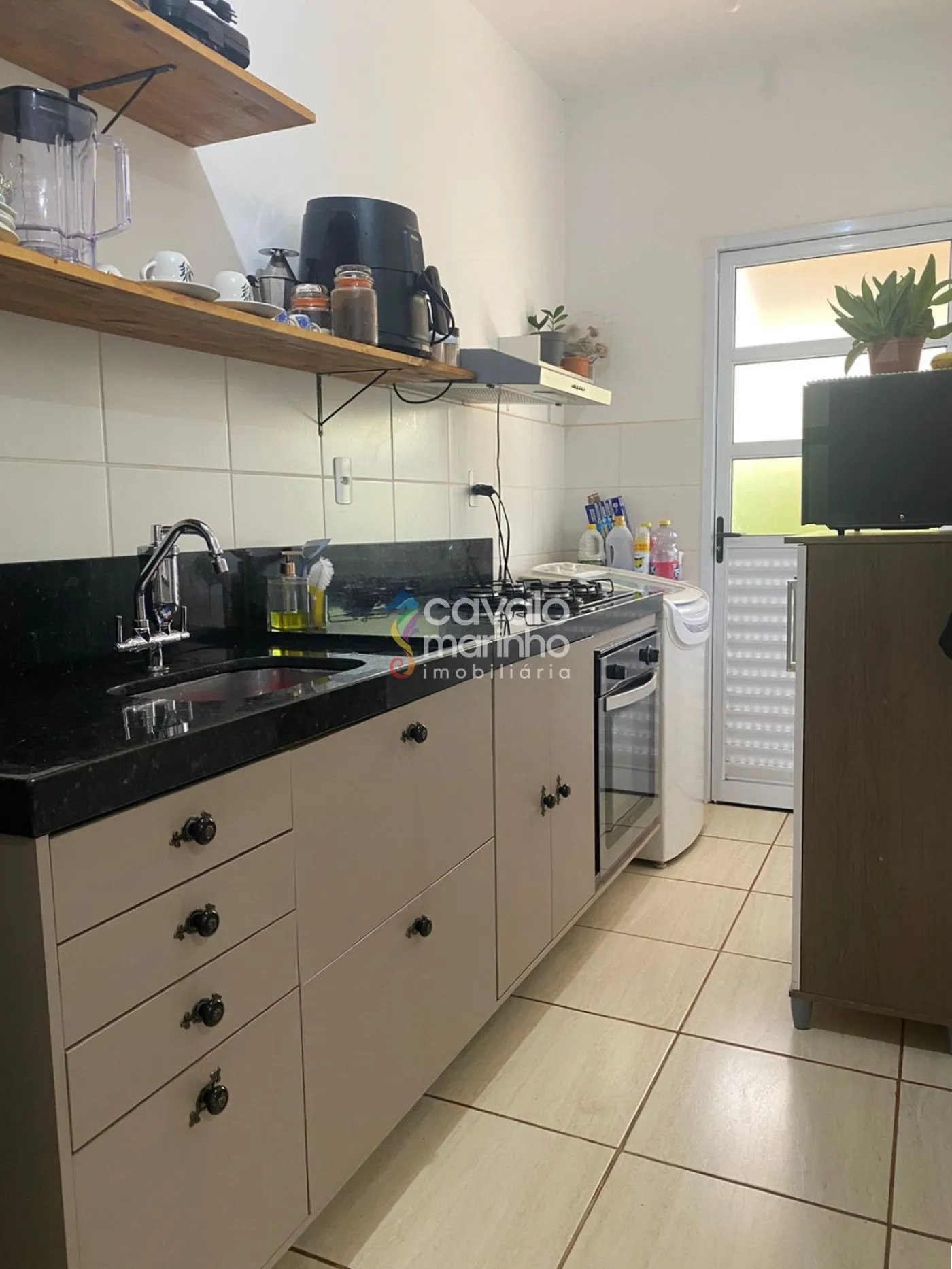 Comprar Apartamento / Padr&atilde;o em Ribeir&atilde;o Preto R$ 240.000,00 - Foto 4