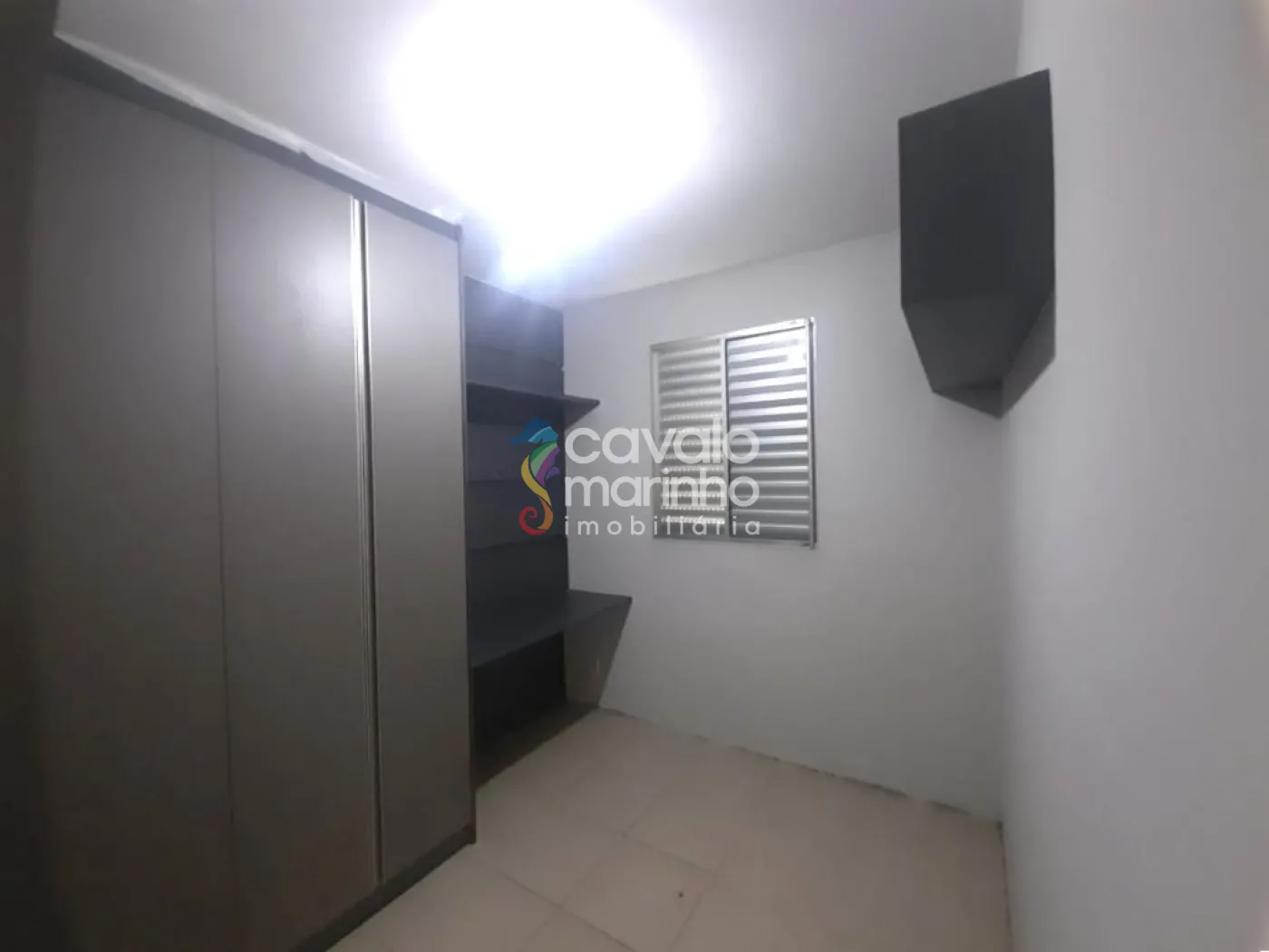 Alugar Apartamento / Padr&atilde;o em Ribeir&atilde;o Preto R$ 1.550,00 - Foto 5