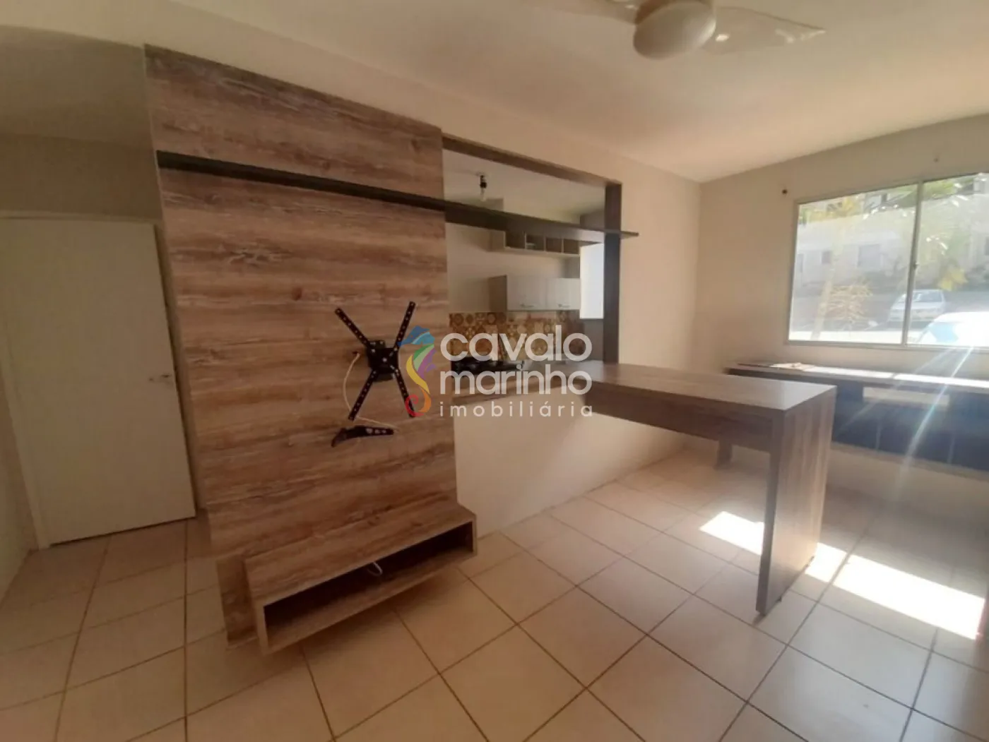 Alugar Apartamento / Padr&atilde;o em Ribeir&atilde;o Preto R$ 1.550,00 - Foto 1