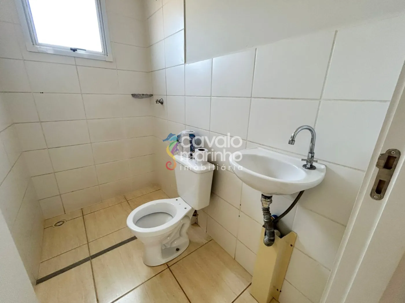 Alugar Apartamento / Padr&atilde;o em Ribeir&atilde;o Preto R$ 550,00 - Foto 5