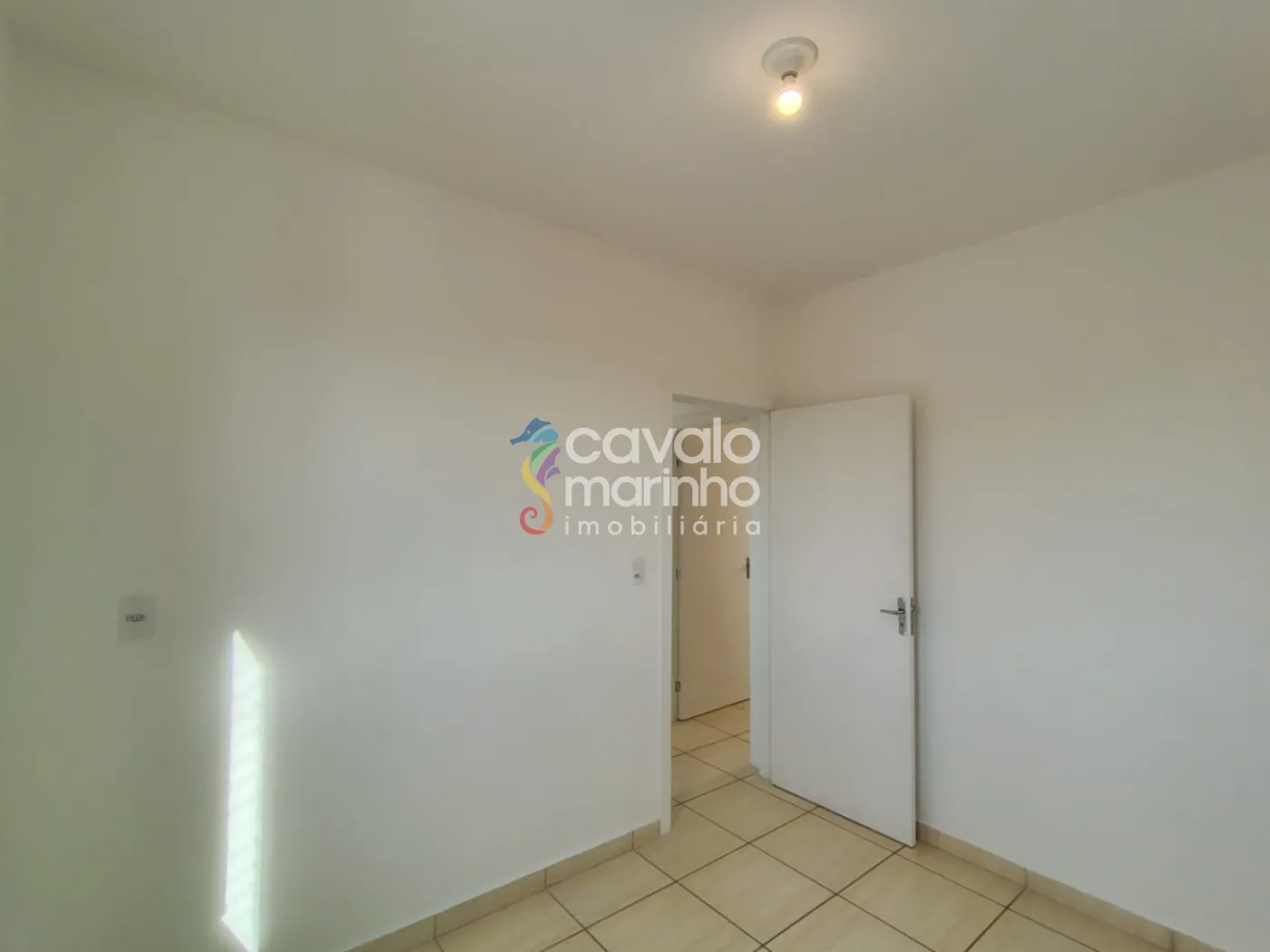 Comprar Apartamento / Padr&atilde;o em Ribeir&atilde;o Preto R$ 168.000,00 - Foto 4