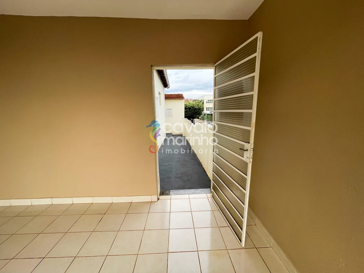 Comprar Casa / Casa em Ribeir&atilde;o Preto R$ 500.000,00 - Foto 19